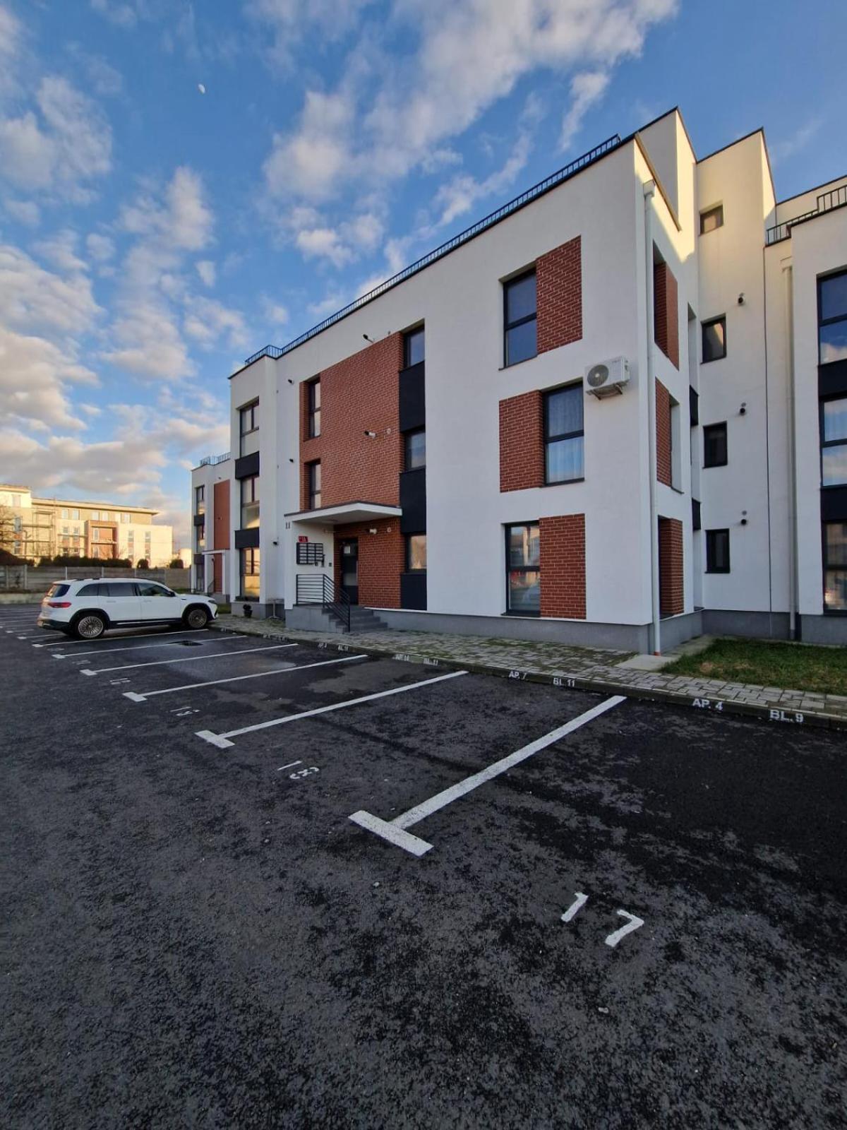 Cora Apartment Baia Mare Eksteriør bilde